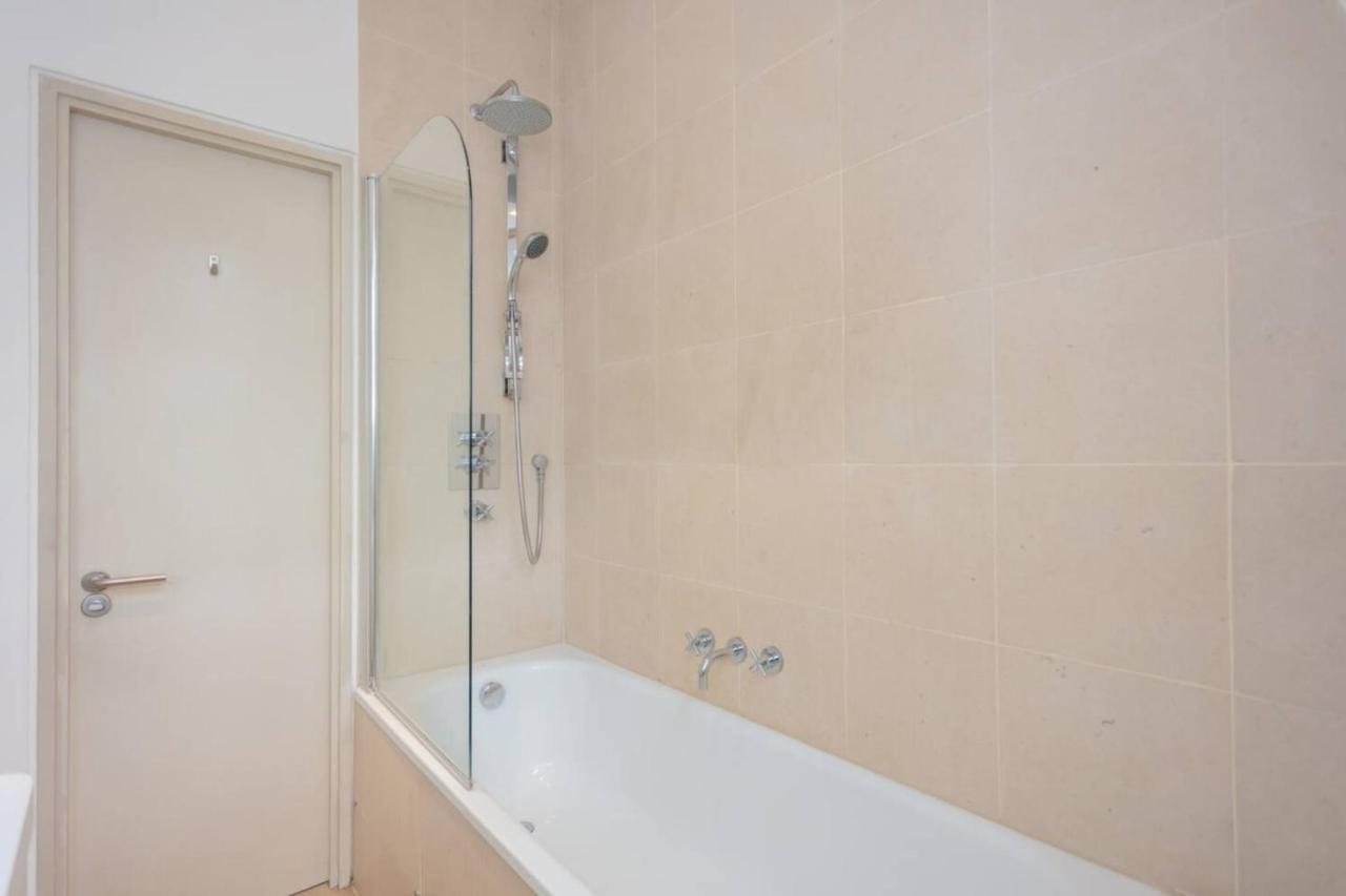 Stylish 1 Bedroom Apartment Near Northcote Road Λονδίνο Εξωτερικό φωτογραφία